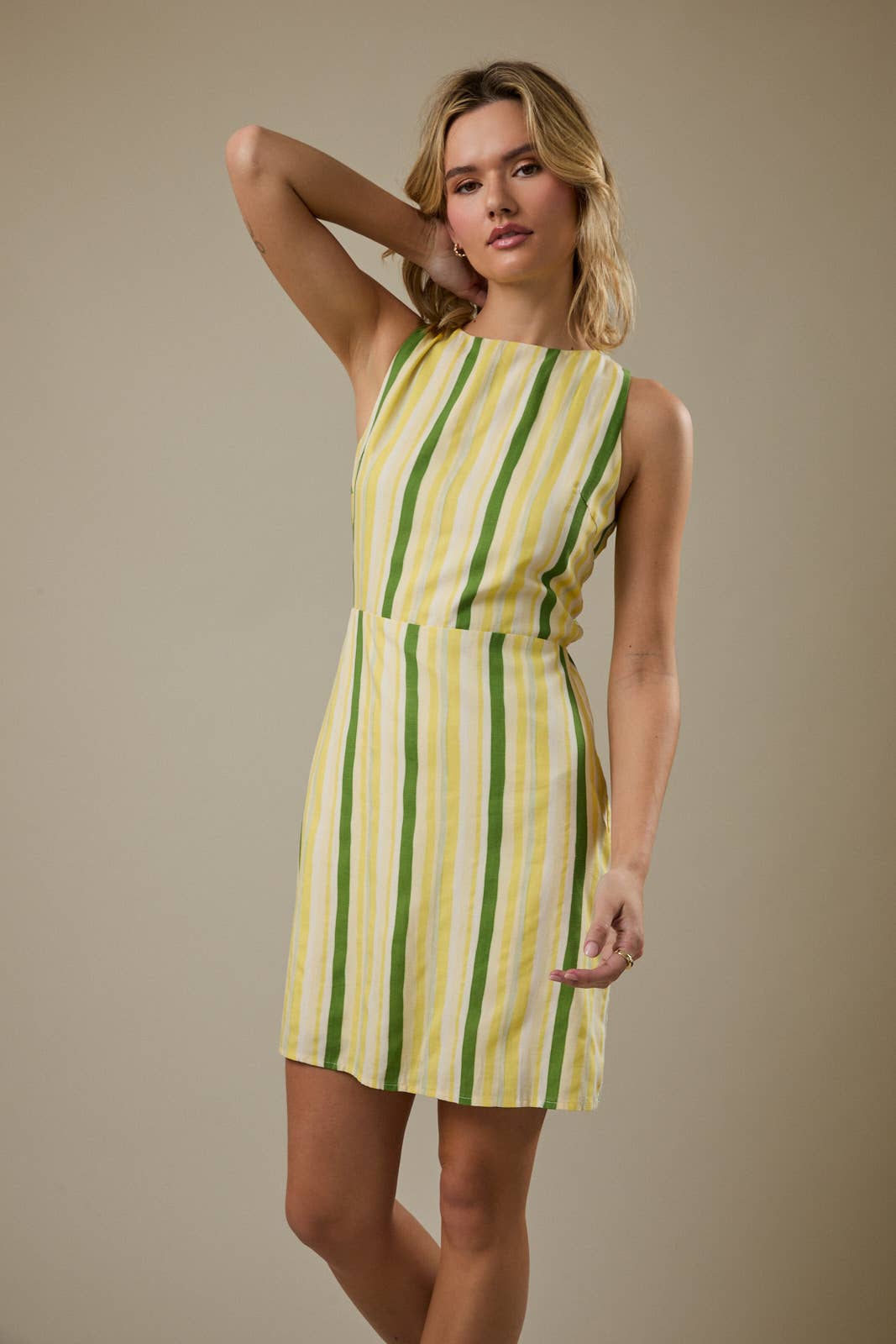 Sunday Edition - BOAT NECK SLEEVELESS BACK TIE STRIPE MINI DRESS: CREAM-LEMON