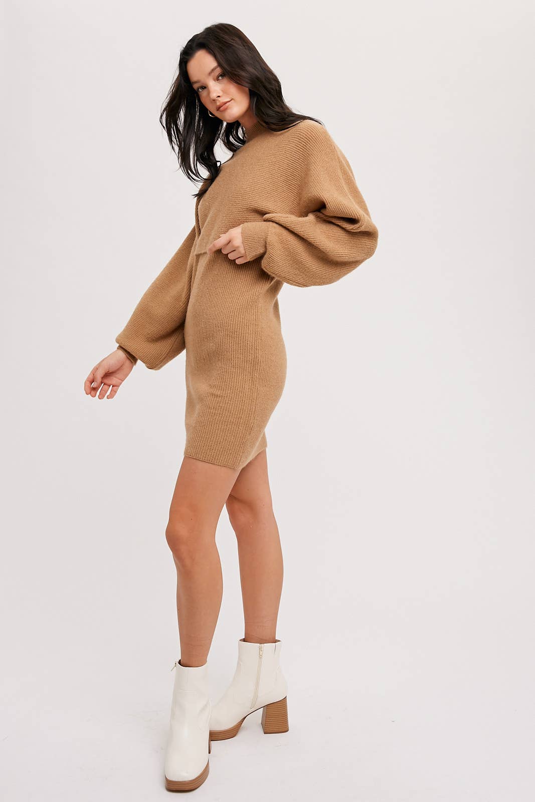 Bluivy - CROP TOP AND SLEEVELESS SWEATER DRESS SET: TOAST / S