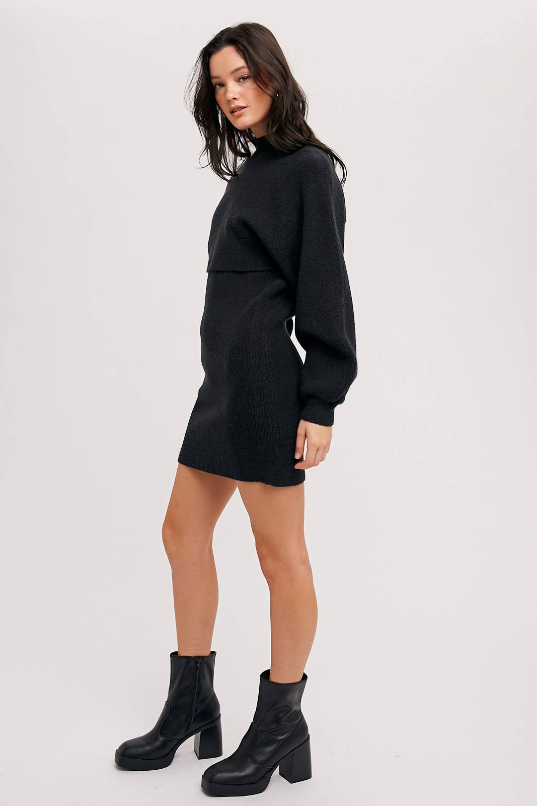 Bluivy - CROP TOP AND SLEEVELESS SWEATER DRESS SET: TOAST / M
