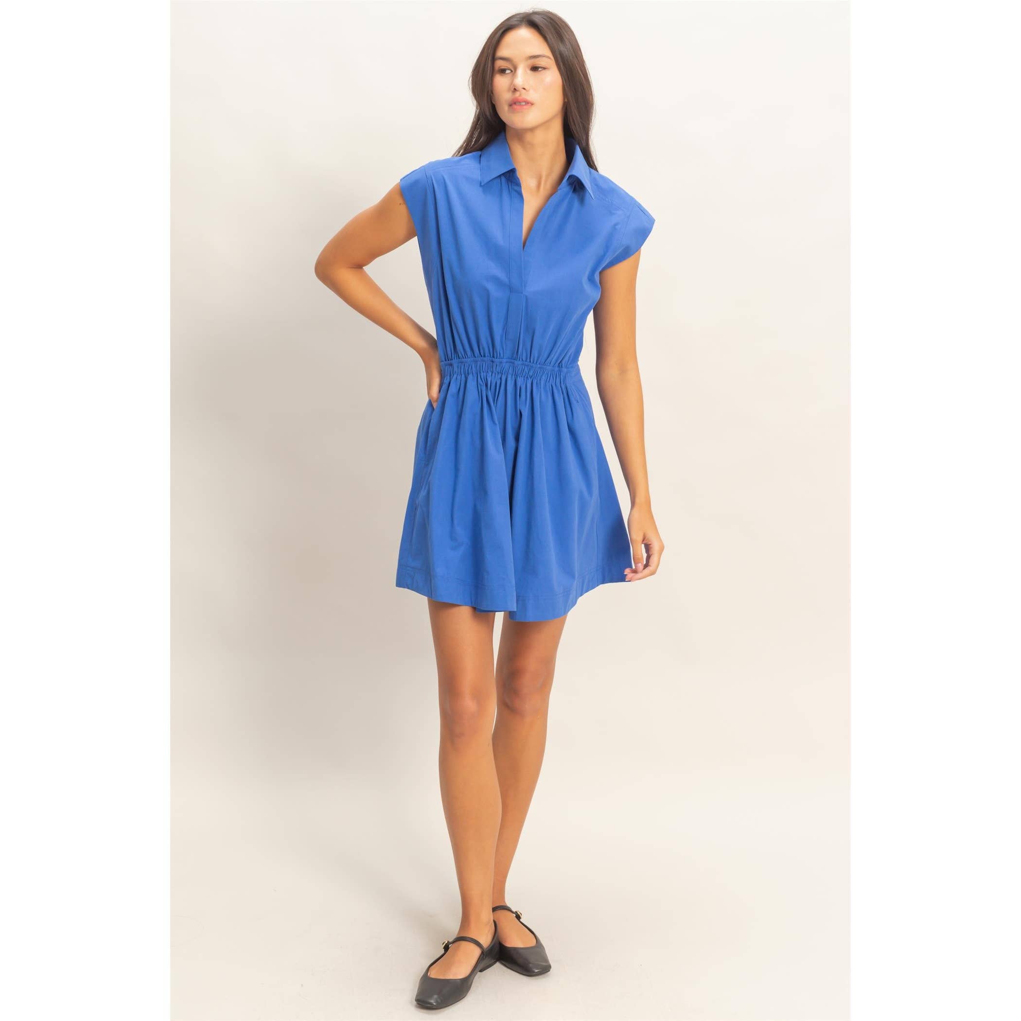 Double Zero - Sleeveless Collared Shirred Mini Dress: GREEN