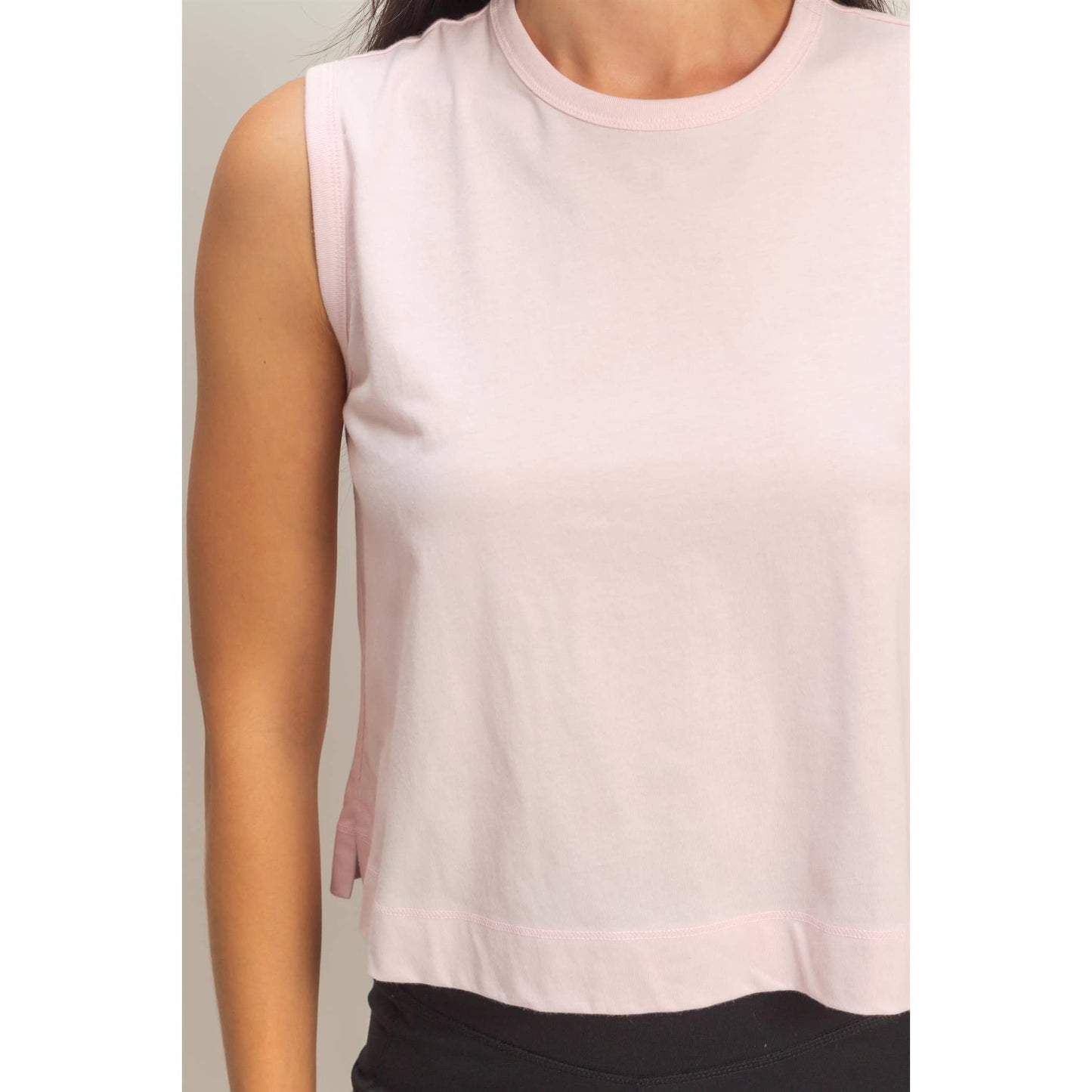 Double Zero - Sleeveless Crew Neck Top With Back Pleats: BLUE