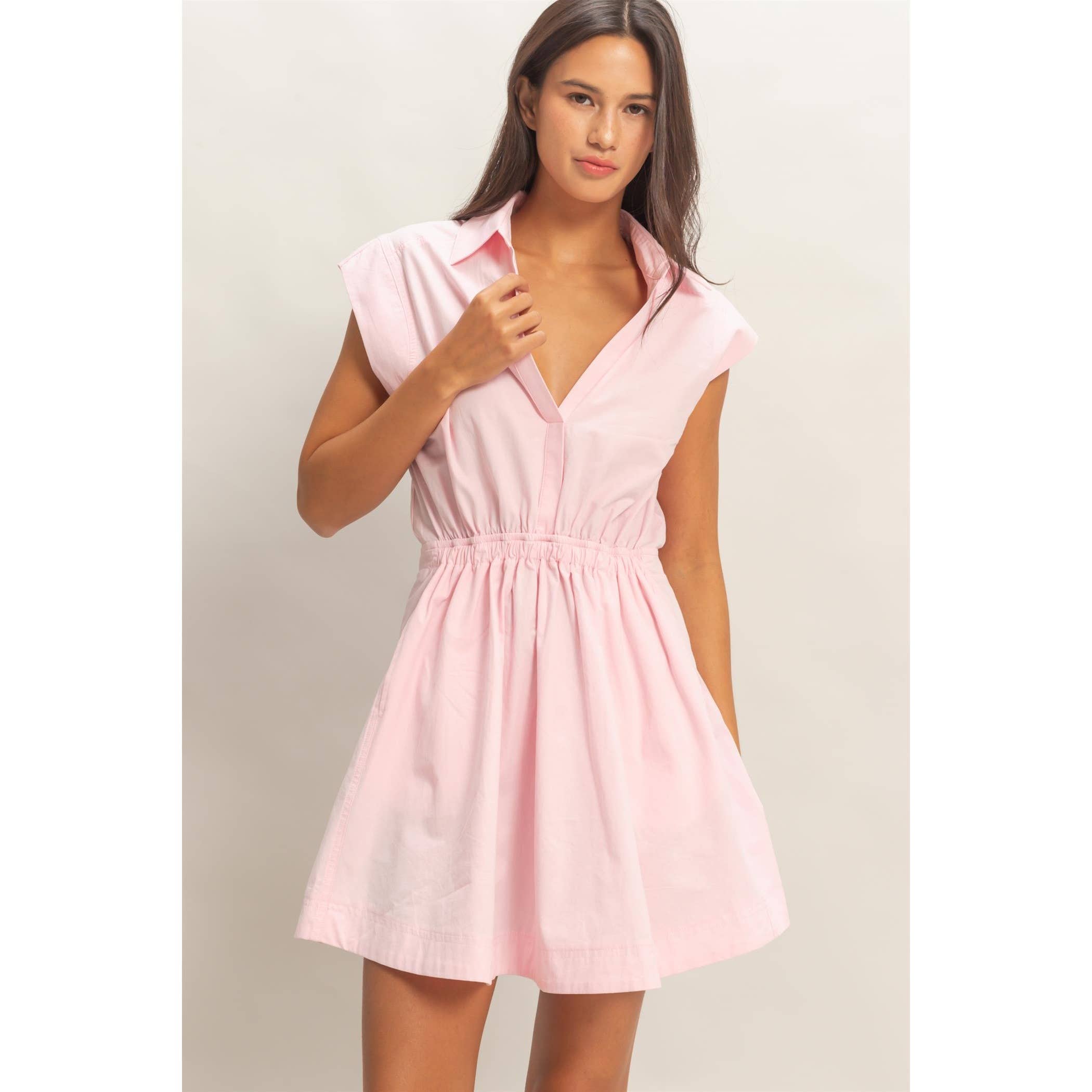 Double Zero - Sleeveless Collared Shirred Mini Dress: GREEN