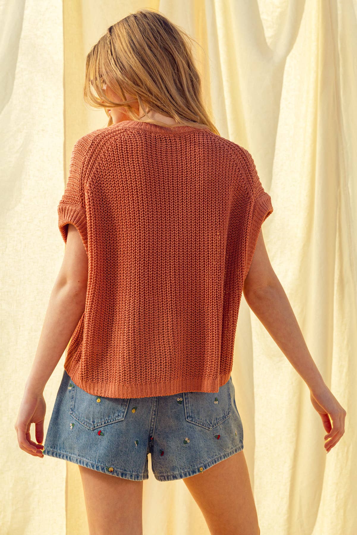 MIOU MUSE - T3332   DOLMAN SLEEVE KNITTED TOP: OFF WHITE