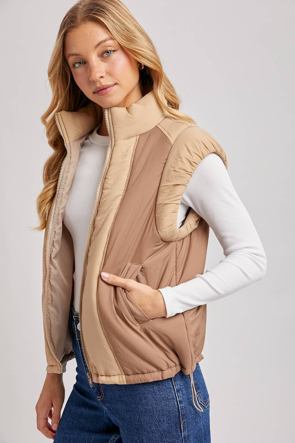 Bluivy - CONTRAST PUFFER ZIPPER DOWN VEST: LATTE COMBO / M