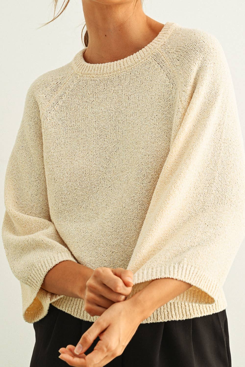MIOU MUSE - T6252   ROUND NECK 3/4 SLEEVE KNITTED TOP: BLACK