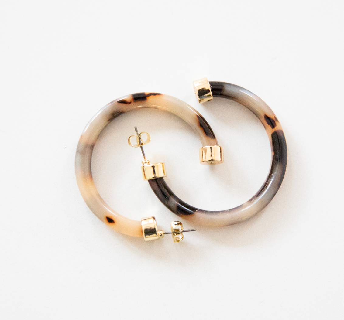 Hoo Hoops - Tortoise Shell Hoop Earrings: Large