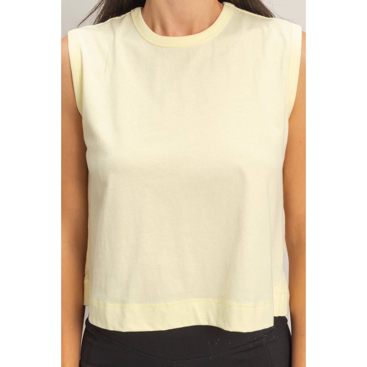 Double Zero - Sleeveless Crew Neck Top With Back Pleats: SOFT PINK