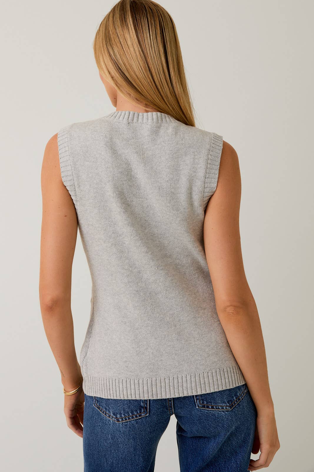 Sunday Edition - BUTTON DOWN KNIT VEST: H GREY