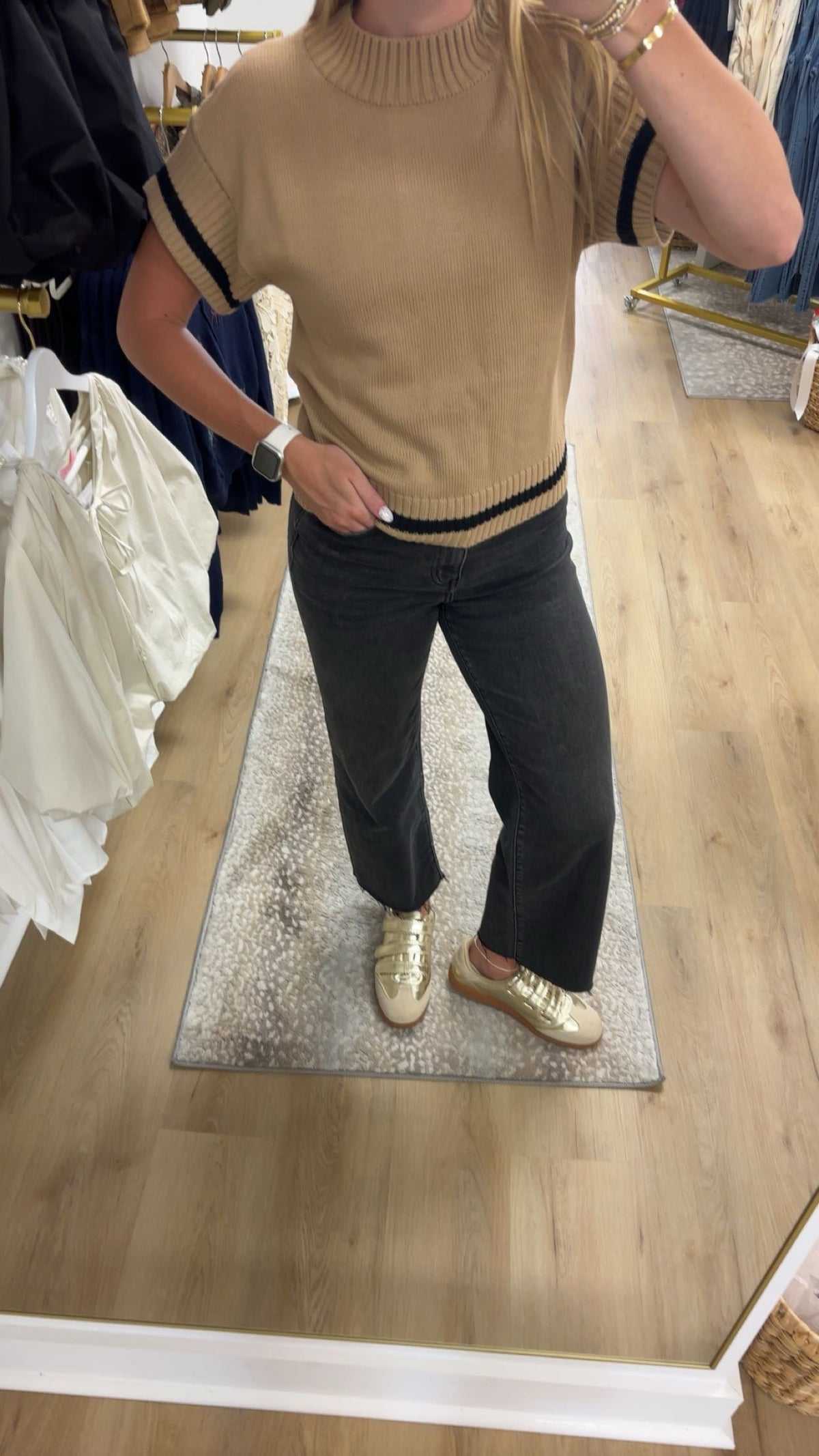 ELAN Short Sleeve Tan and Black Sweater