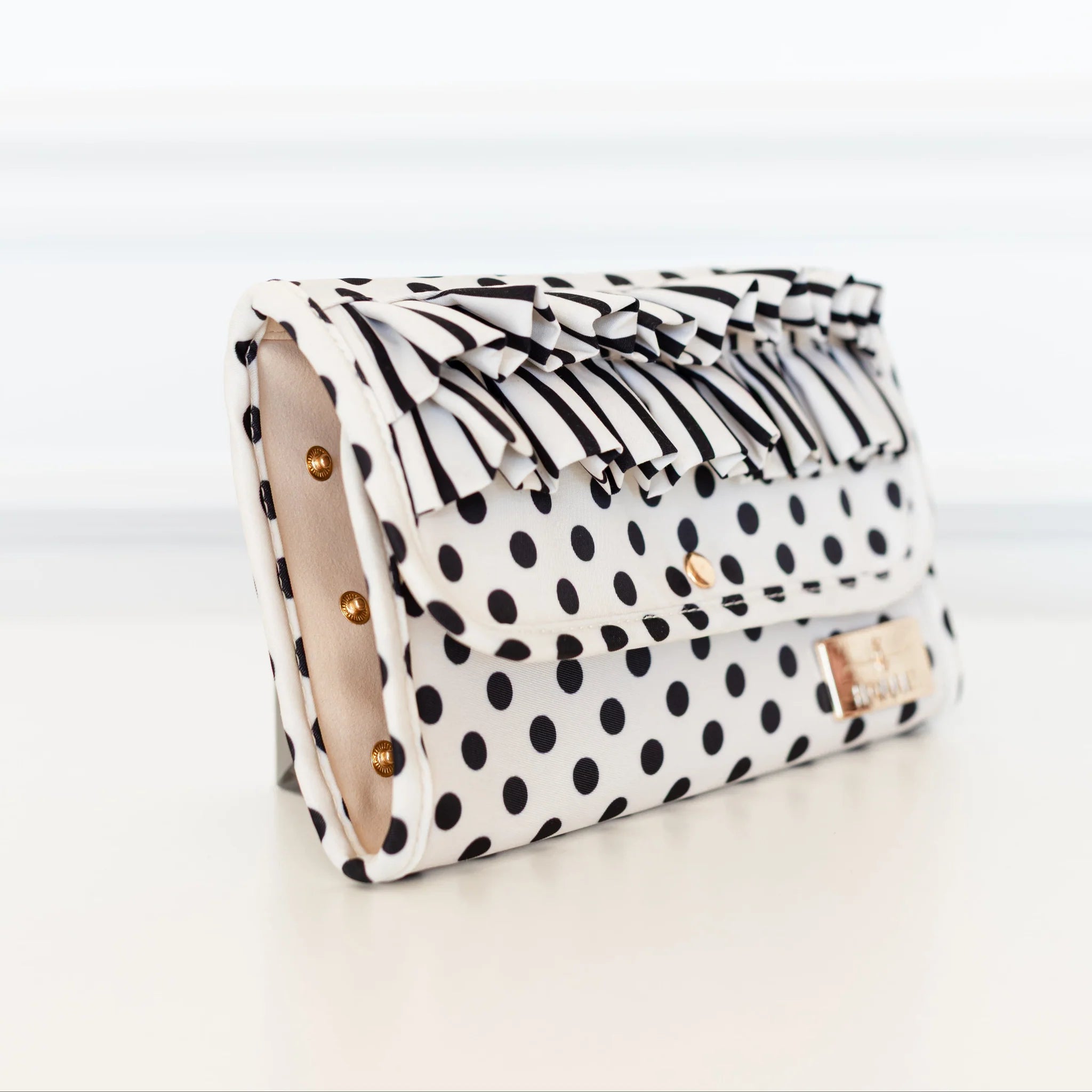Hollis Ruffled Fold-Up Jewelry Organizer
