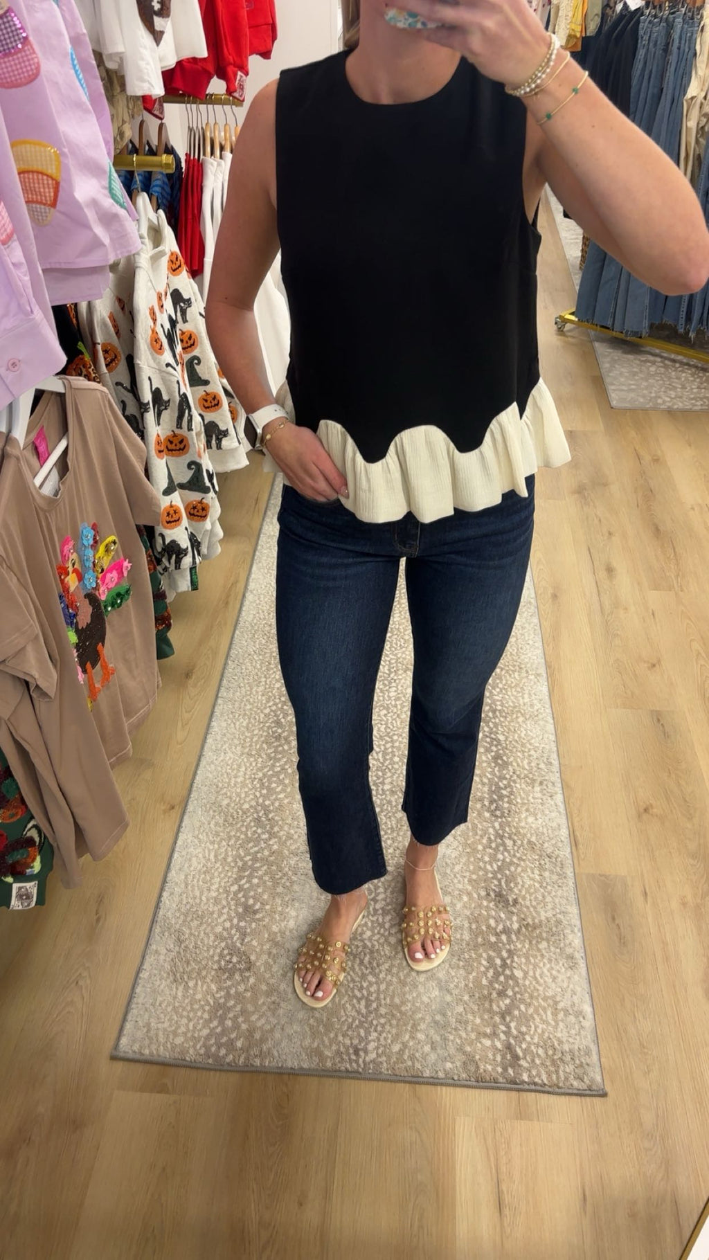 Adelyn Rae Coleen Bubble Hem Black/Ivory Top