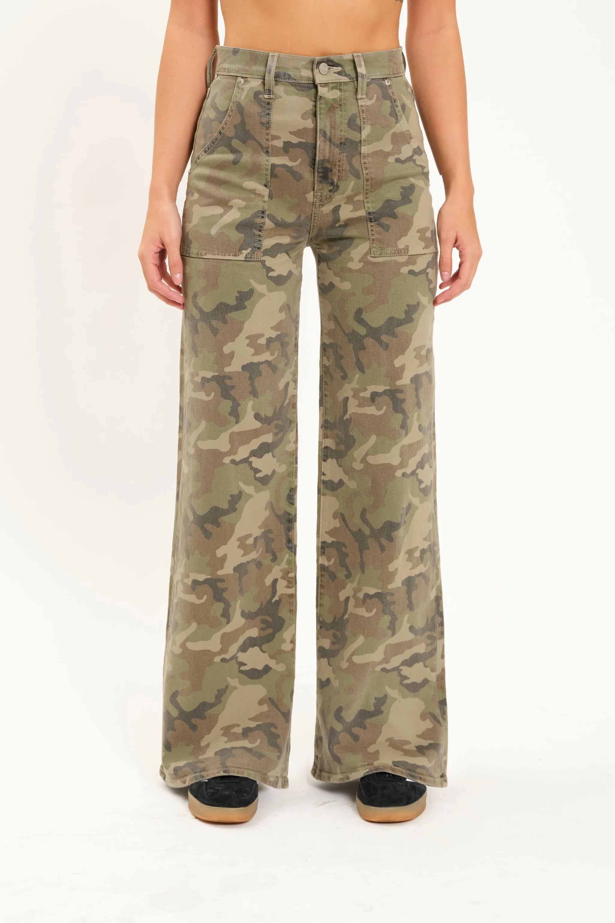Daze Far Out PatchPocket High Rise Denim HideAway Camo