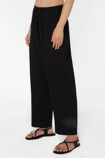 Velvet Heart Hensley Milan Pull on Linen Top and Pant Set