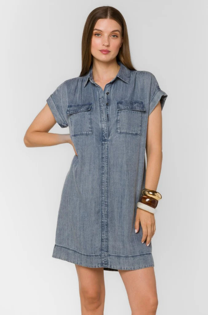 Velvet Heart Starla Denim Short Sleeve Pocket Dress