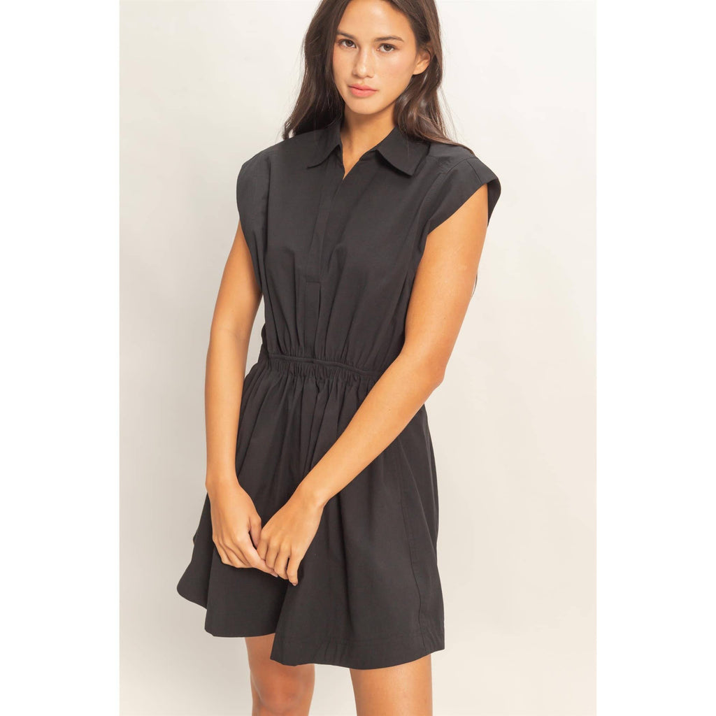 Double Zero - Sleeveless Collared Shirred Mini Dress: GREEN