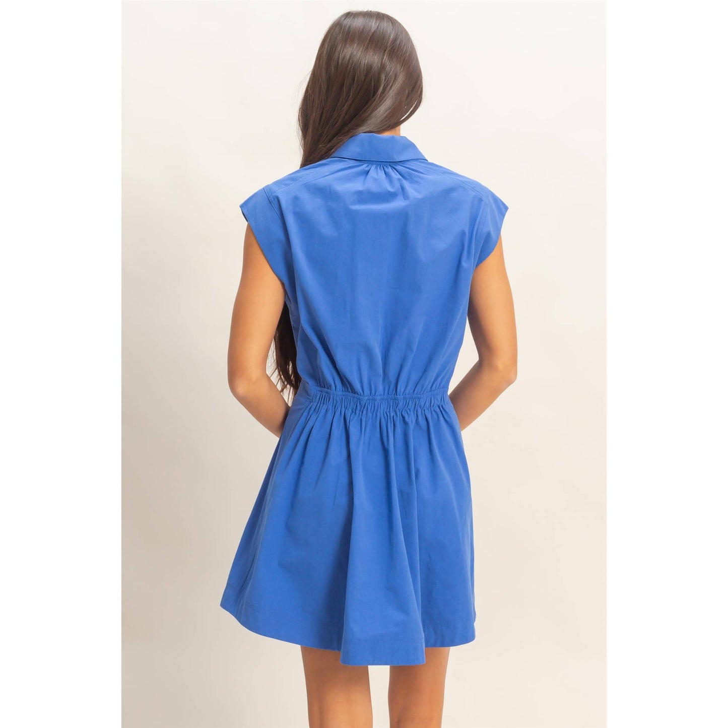 Double Zero - Sleeveless Collared Shirred Mini Dress: GREEN