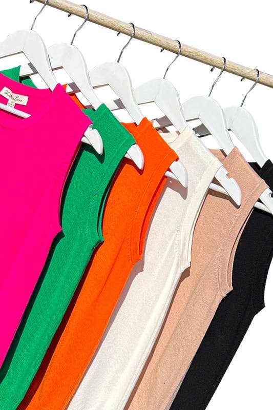 Vine & Love - Sleeveless Cut Crew Neck Knitted Sweater Top VT81407: Fuchsia