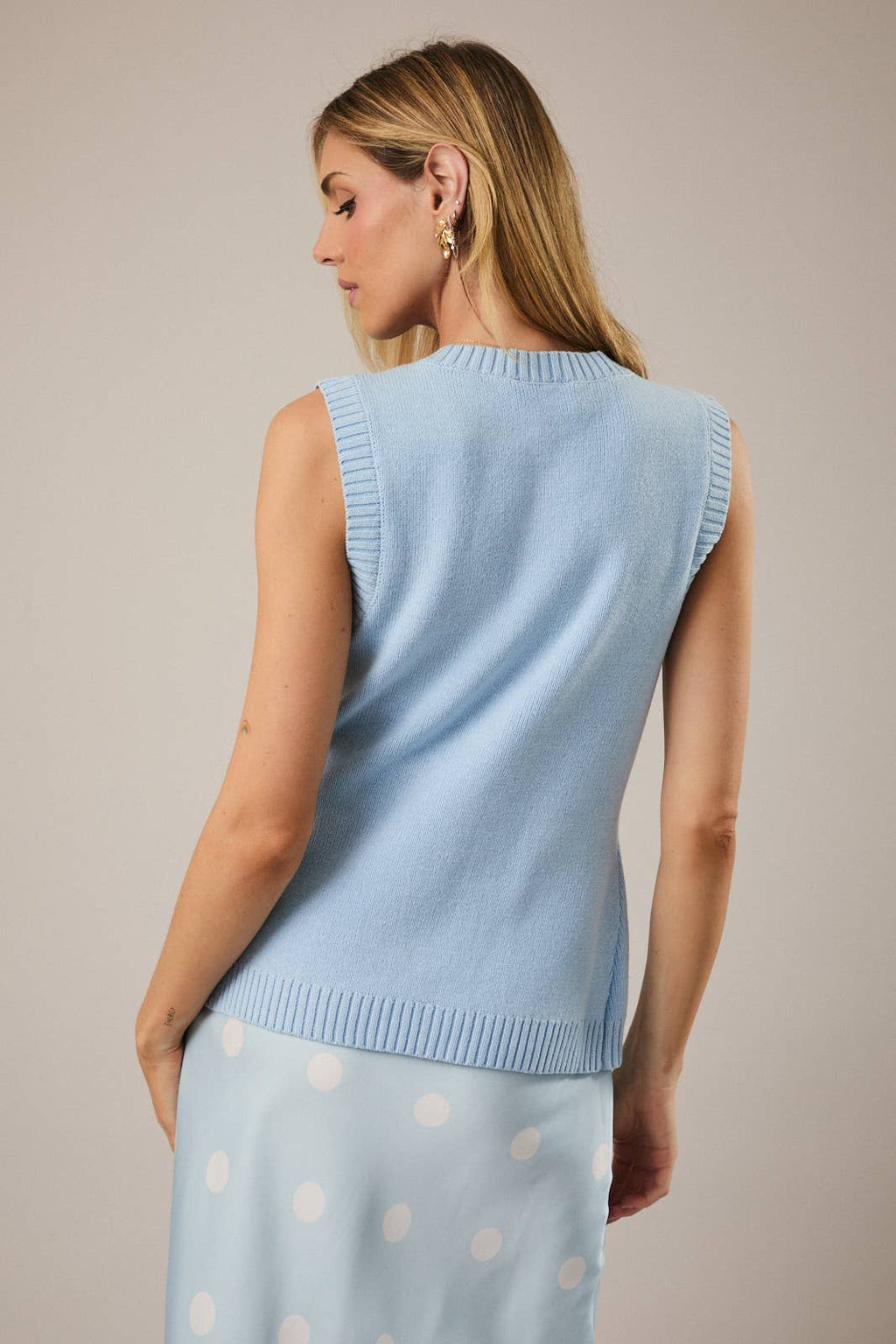 Sunday Edition - BUTTON DOWN KNIT VEST: H GREY